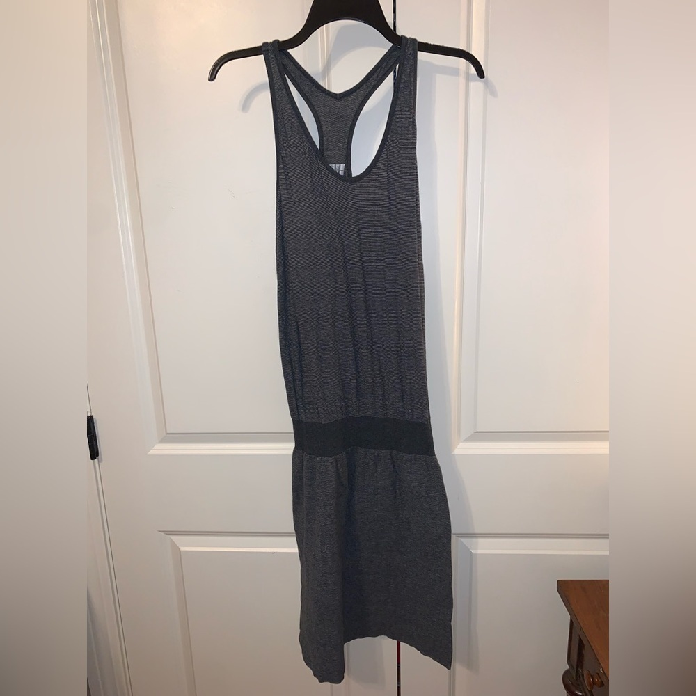 Women’s Athleta dress